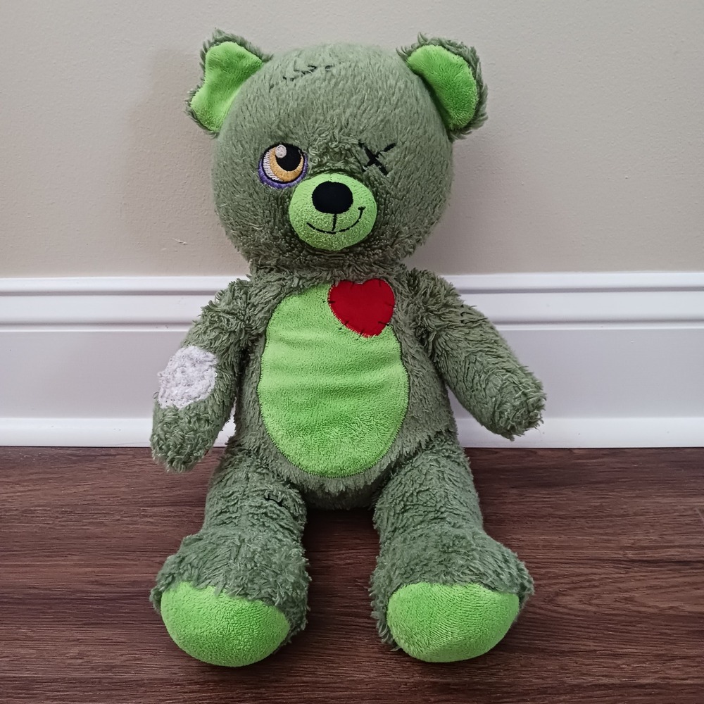 Build-A-Bear Workshop Zombie Bear Green Plush Stuffed Animal Halloween Heart